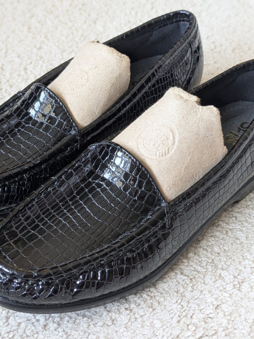 SAS 'Simplify' Leather Slip-On Loafers (women's 7.5)